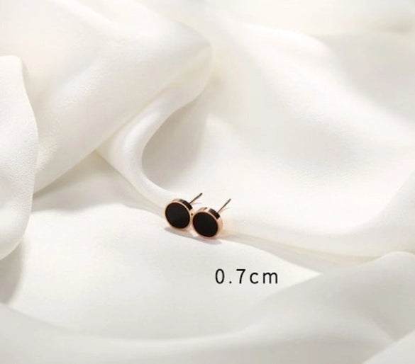 1 Pair Fashion Round Letter Stainless Steel Plating Ear Studs