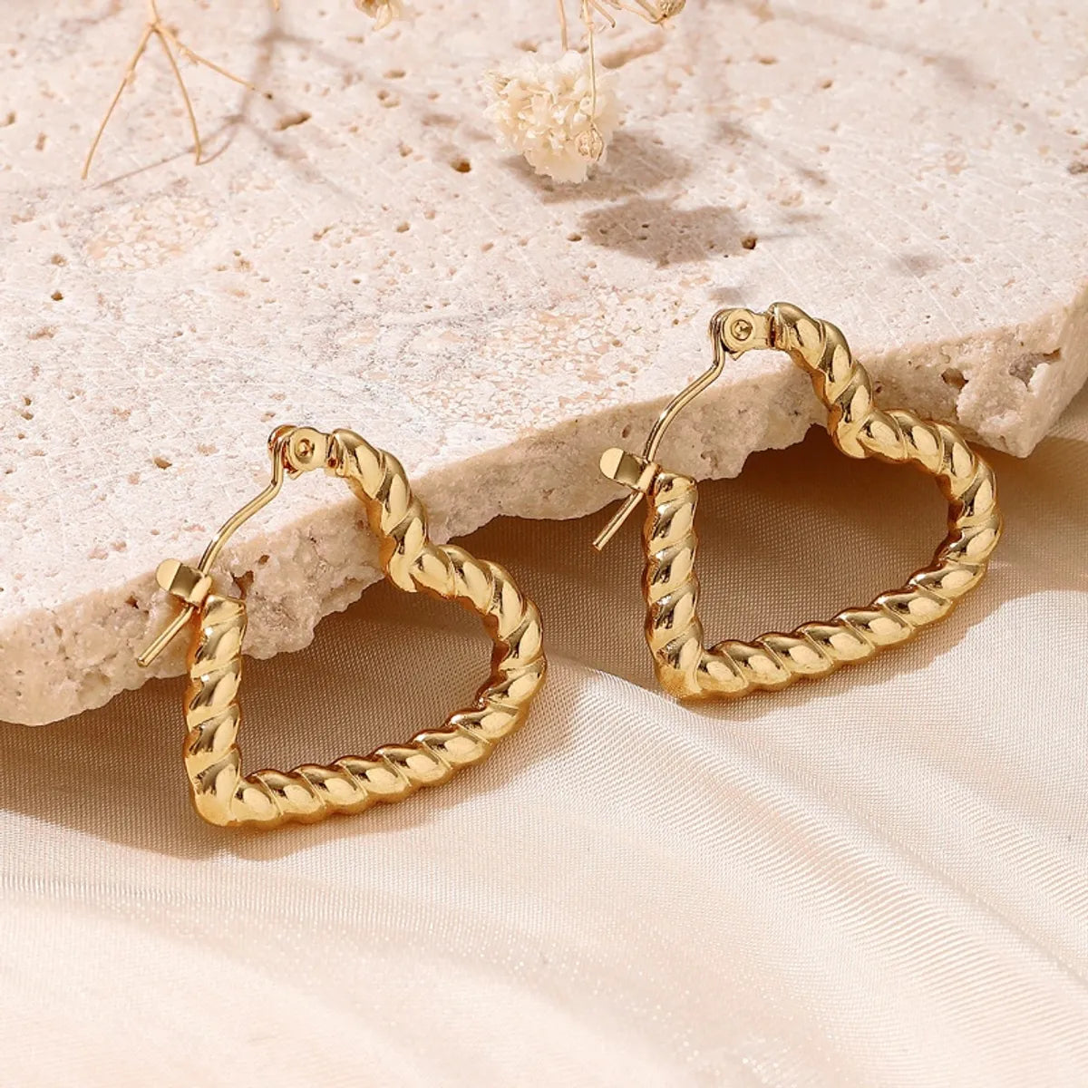 1 Pair 5 Pairs Simple Style Classic Style Solid Color Asymmetrical 304 Stainless Steel 18K Gold Plated Earrings