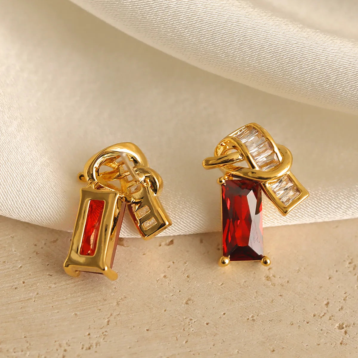 1 Pair Artistic Rectangle Inlay Copper Zircon 18K Gold Plated Drop Earrings