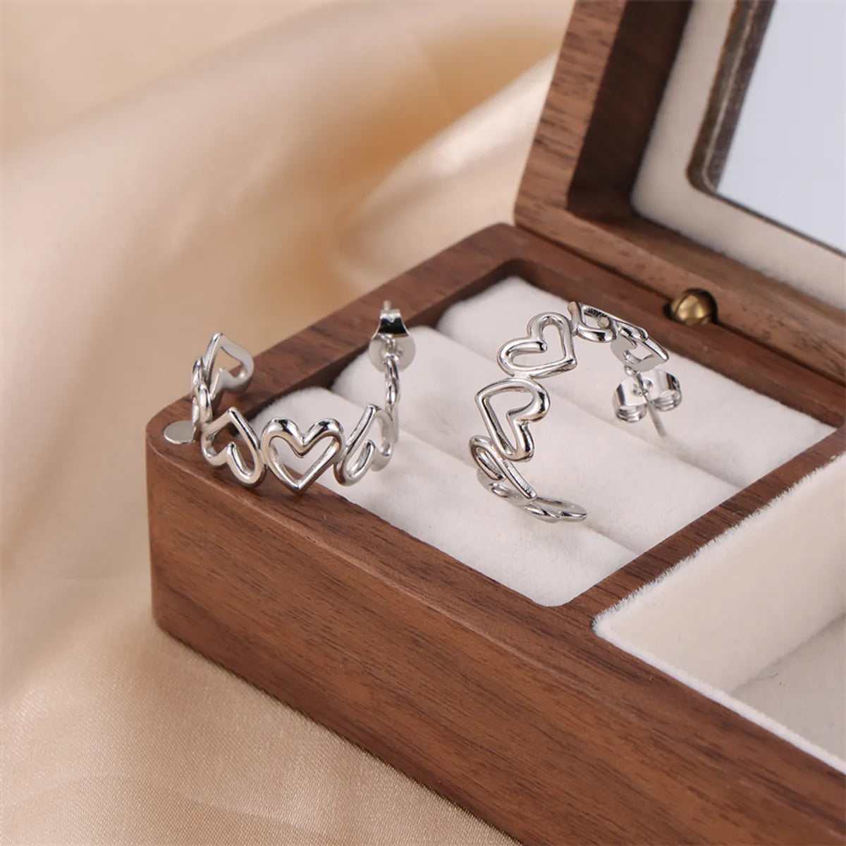 1 Pair Basic Lady Korean Style Heart Shape Plating Stainless Steel Gold Plated Ear Studs