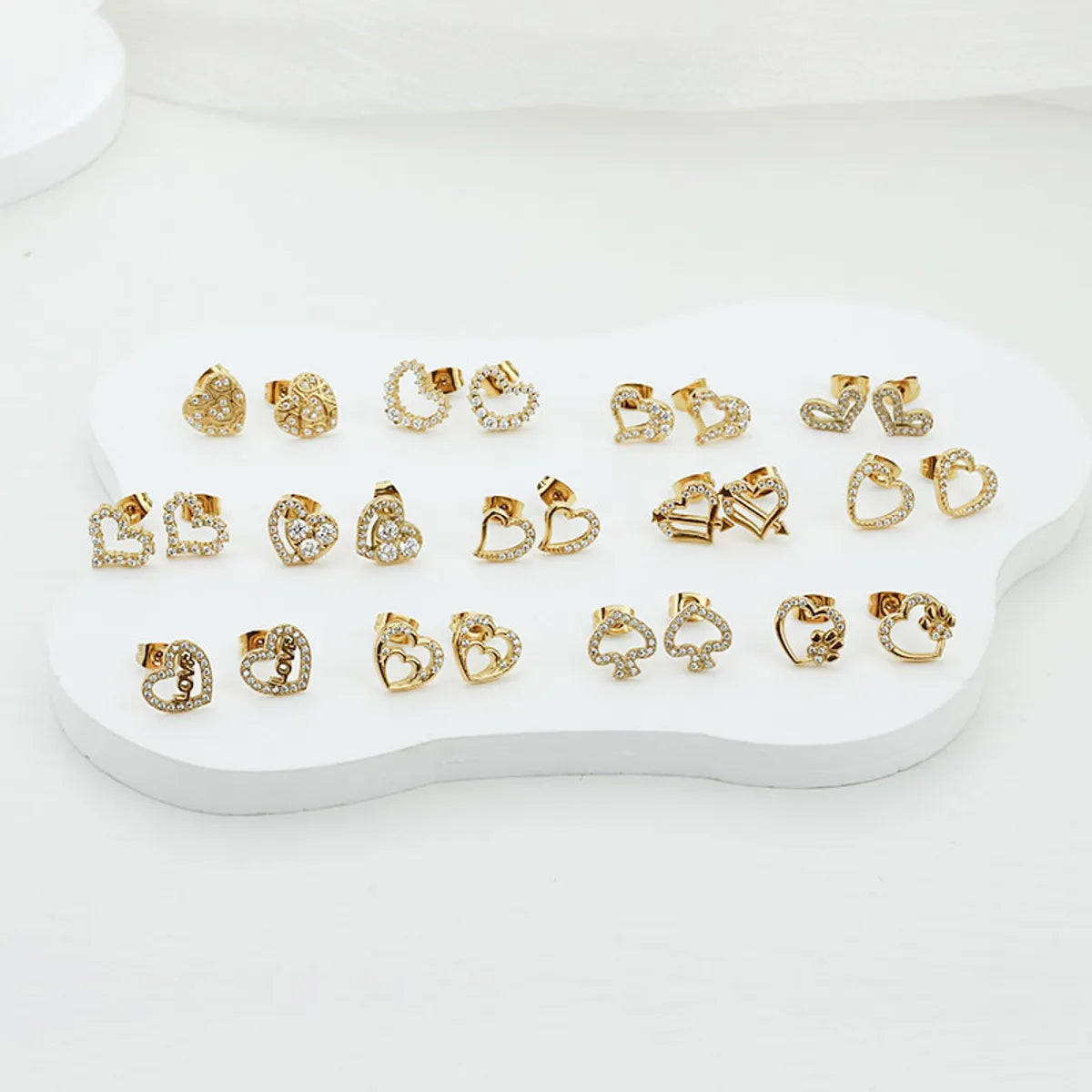 1 Pair Basic Modern Style Classic Style Heart Shape Plating Inlay Titanium Steel Zircon Gold Plated Ear Studs