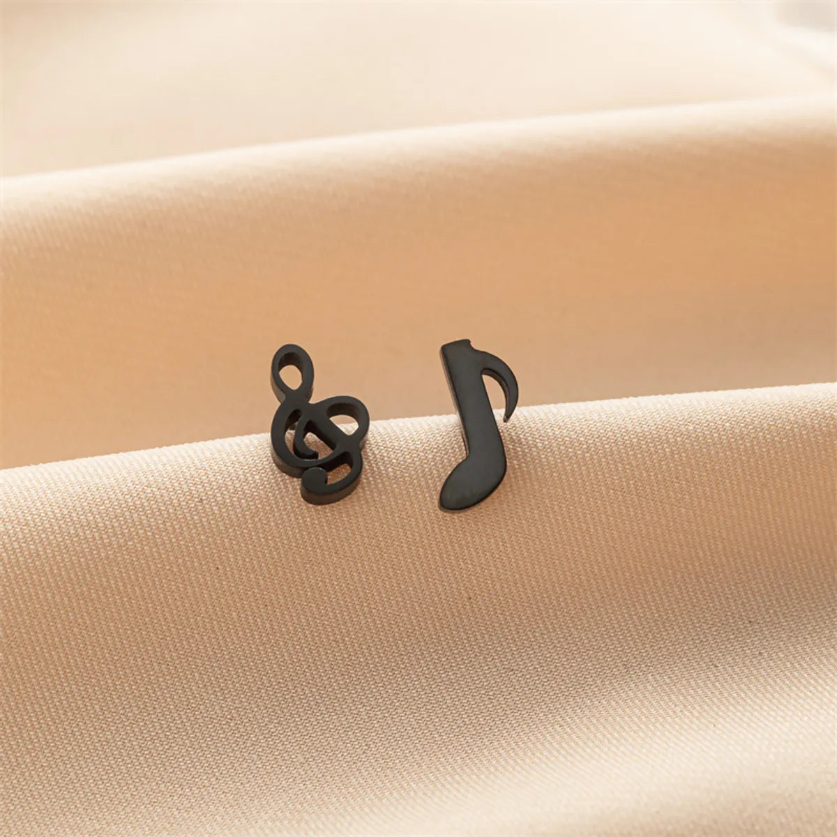 1 Pair Basic Modern Style Classic Style Human Penguin Notes Polishing Plating 304 Stainless Steel 18K Gold Plated Ear Studs