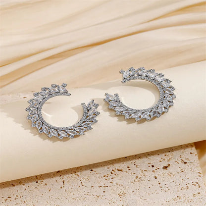 1 Pair Basic Modern Style Classic Style Leaf Round Inlay Copper Zircon 18K Gold Plated Ear Studs