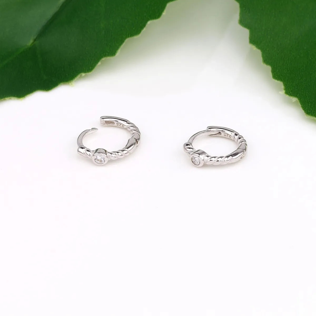 1 Pair Basic Modern Style Waves Inlay Sterling Silver Zircon Earrings