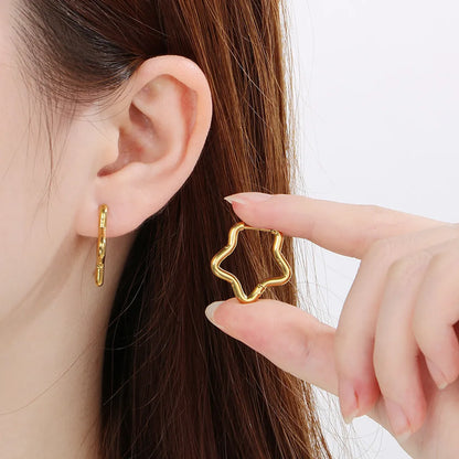 1 Pair Basic Simple Style Classic Style Geometric Star Solid Color 304 Stainless Steel 18K Gold Plated Hoop Earrings