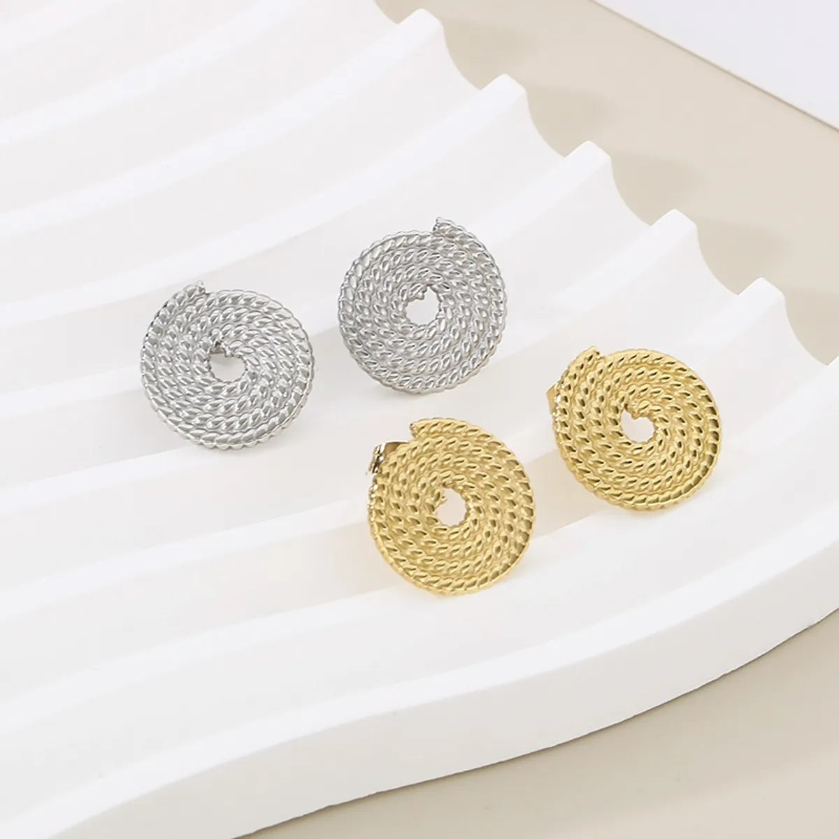 1 Pair Basic Simple Style Classic Style Round Spiral 304 Stainless Steel 18K Gold Plated Ear Studs