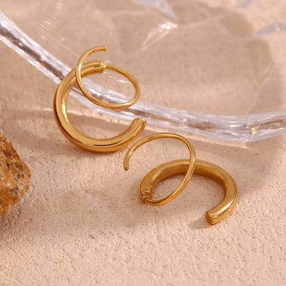 1 Pair Basic Simple Style Classic Style Solid Color Plating Stainless Steel 18k Gold Plated Ear Studs