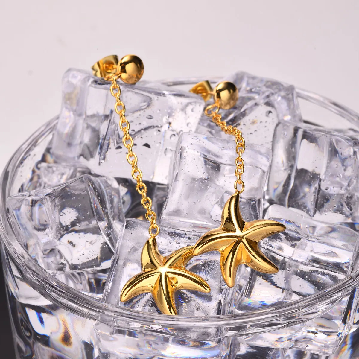 1 Pair Beach Simple Style Starfish Plating 201 Stainless Steel 18K Gold Plated Drop Earrings