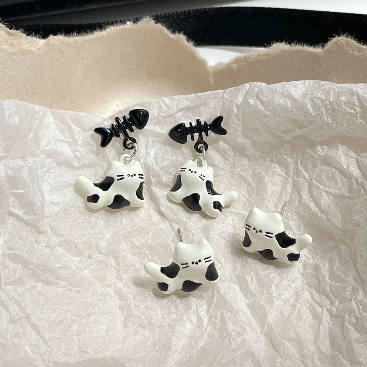 1 Pair Cartoon Style Cat Enamel Alloy Ear Studs