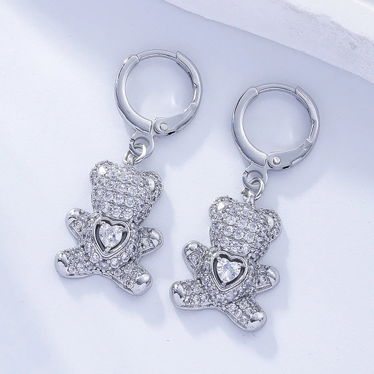 1 Pair Cartoon Style Cute Bear Heart Shape Inlay Copper Zircon Drop Earrings