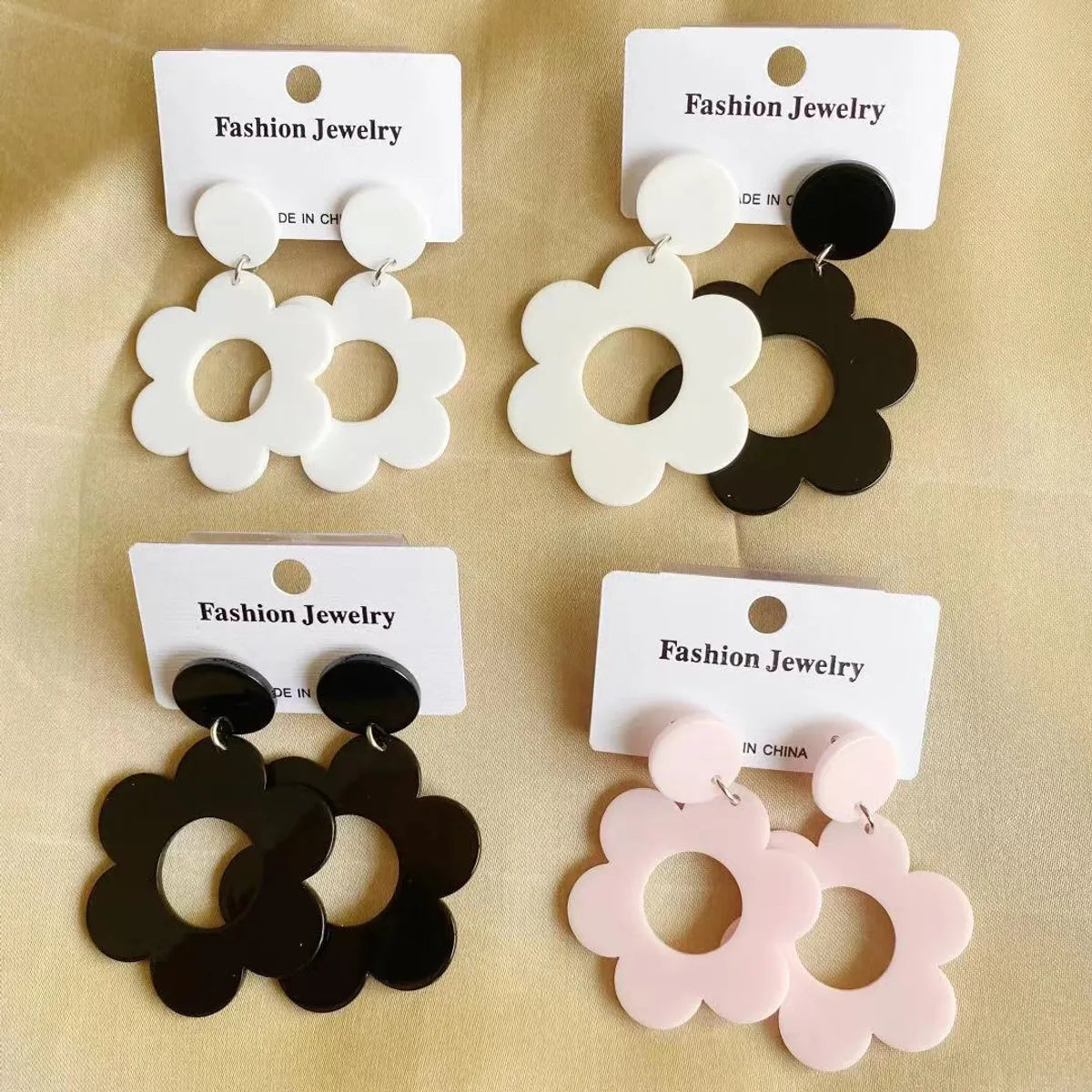 1 Pair Cartoon Style Flower Hollow Out Arylic Drop Earrings