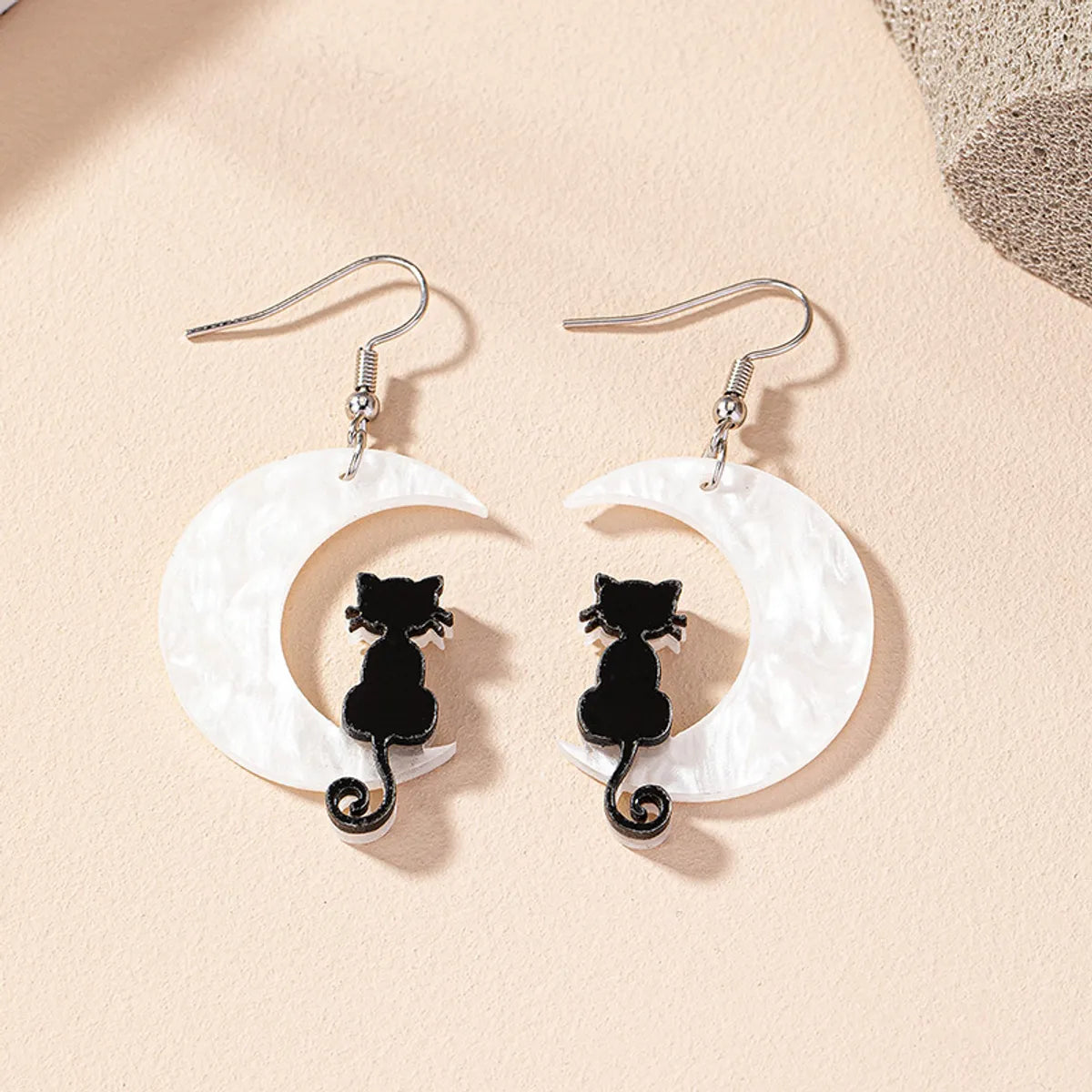 1 Pair Cartoon Style Original Design Retro Moon Cat Plating Arylic Drop Earrings