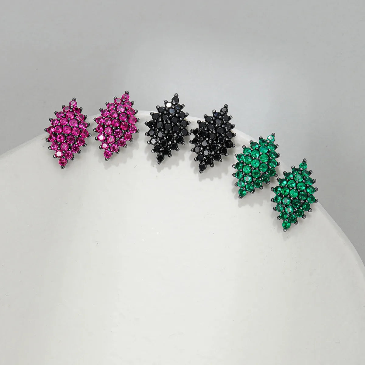 1 Pair Casual Basic Classic Style Geometric Quadrilateral Inlay Copper Alloy Artificial Crystal Gem Zircon Ear Studs