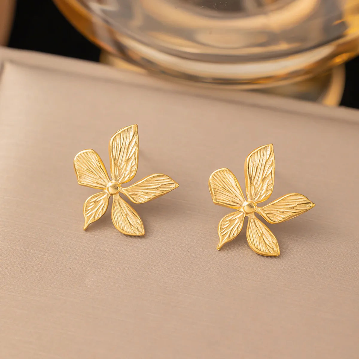 1 Pair Casual Beach Simple Style Flower Polishing 304 Stainless Steel 18K Gold Plated Ear Studs