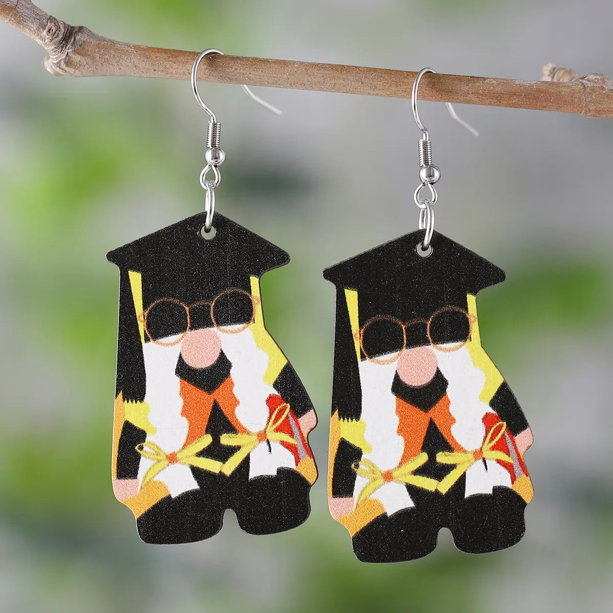 1 Pair Casual Book Doctoral Cap Wood Drop Earrings