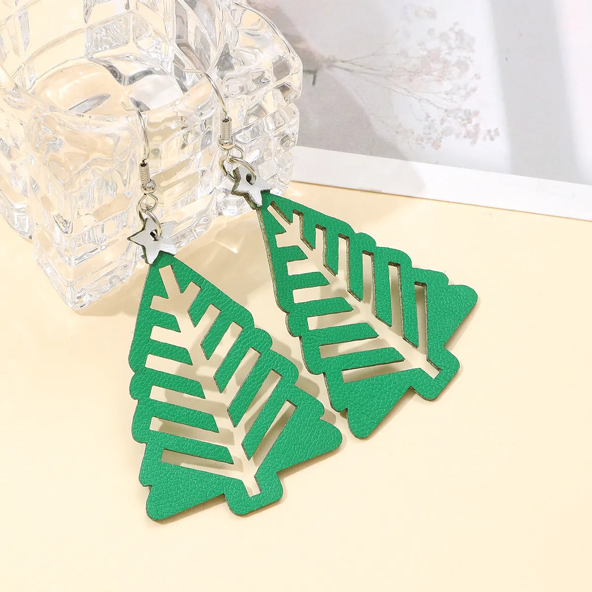 1 Pair Casual Classic Style Christmas Tree Pu Leather Drop Earrings