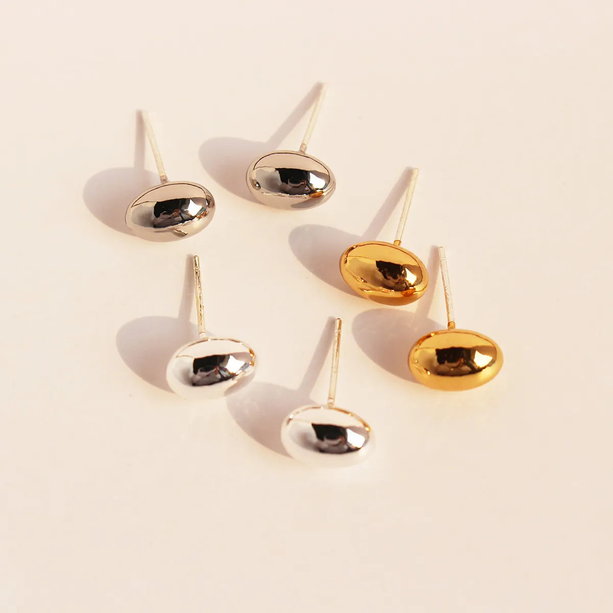 1 Pair Casual Cute Classic Style Oval Solid Color Brass 24K Gold Plated Ear Studs