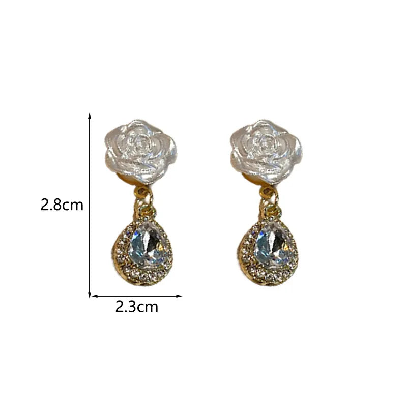 1 Pair Casual Elegant Flower Plating Inlay Alloy Rhinestones Drop Earrings