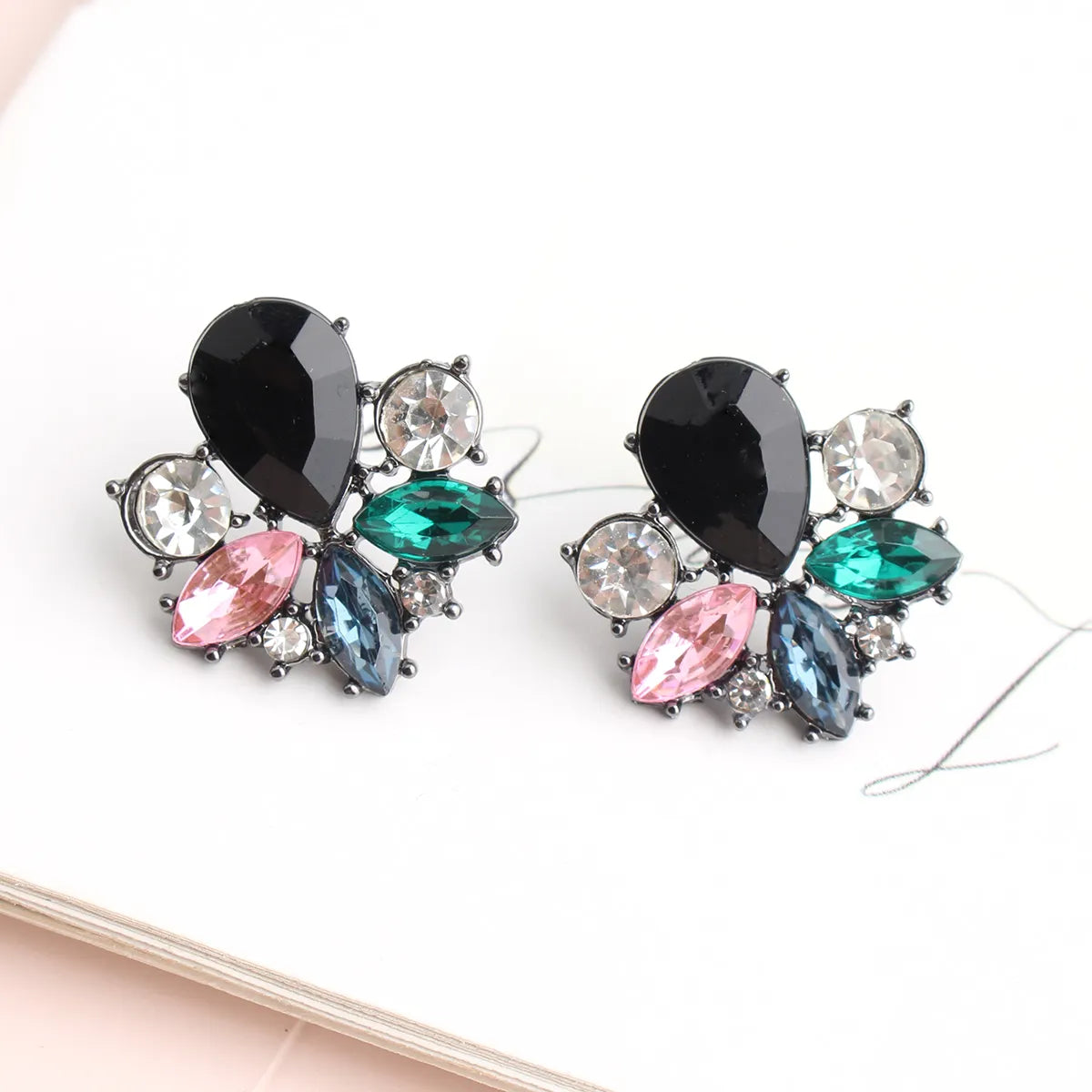 1 Pair Casual Elegant Flower Plating Inlay Alloy Rhinestones Ear Studs