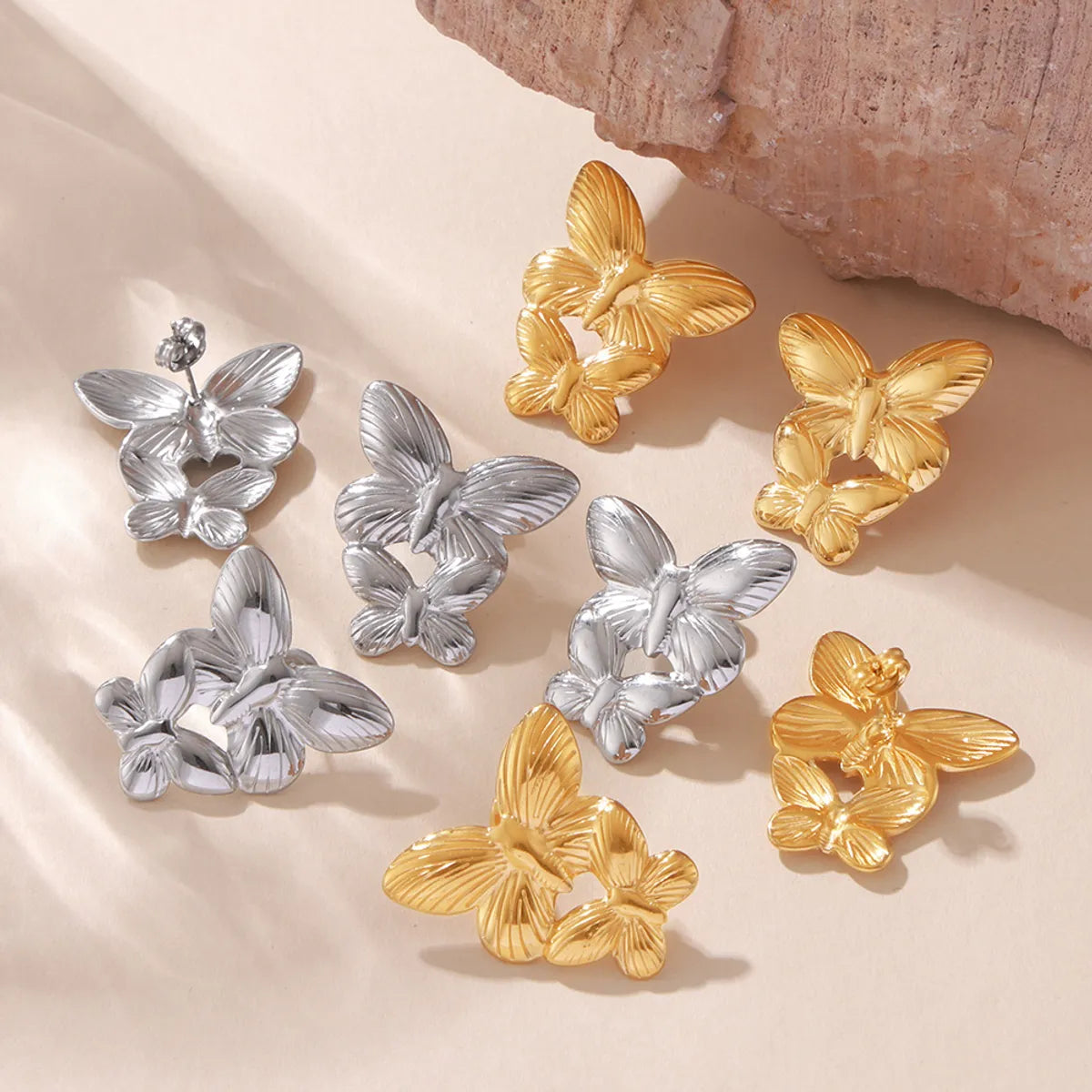 1 Pair Casual Elegant Modern Style Butterfly Plating Titanium Steel 18K Gold Plated Ear Studs