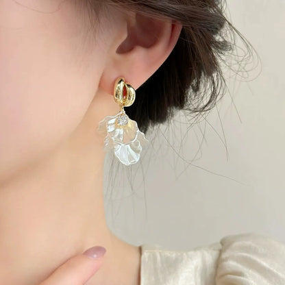 1 Pair Casual Elegant Petal Alloy Drop Earrings