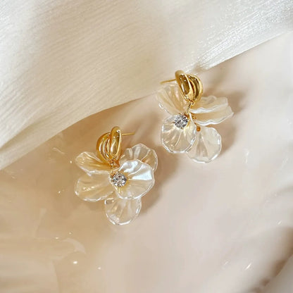 1 Pair Casual Elegant Petal Alloy Drop Earrings