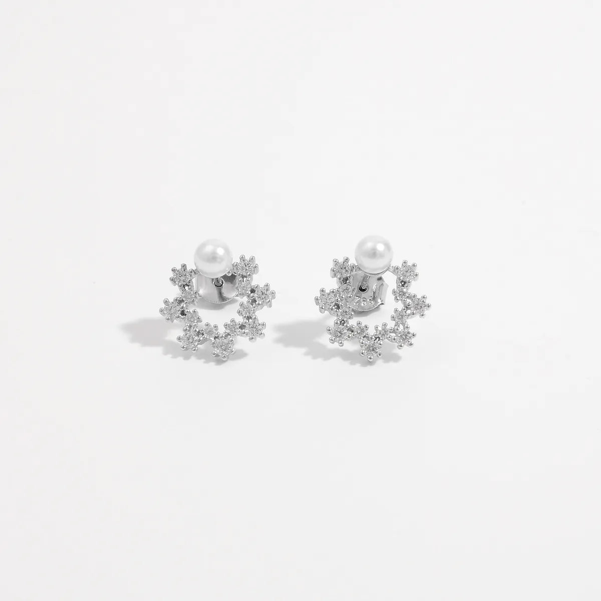 1 Pair Casual Elegant Shiny Round Heart Shape Butterfly Plating Inlay Sterling Silver Zircon White Gold Plated Ear Studs