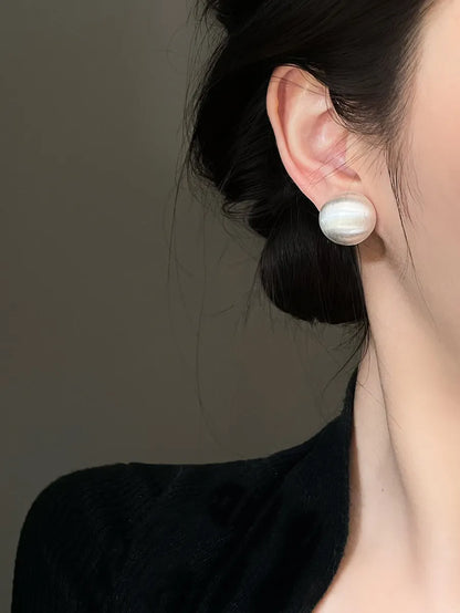 1 Pair Casual Elegant Solid Color Imitation Pearl Ear Studs