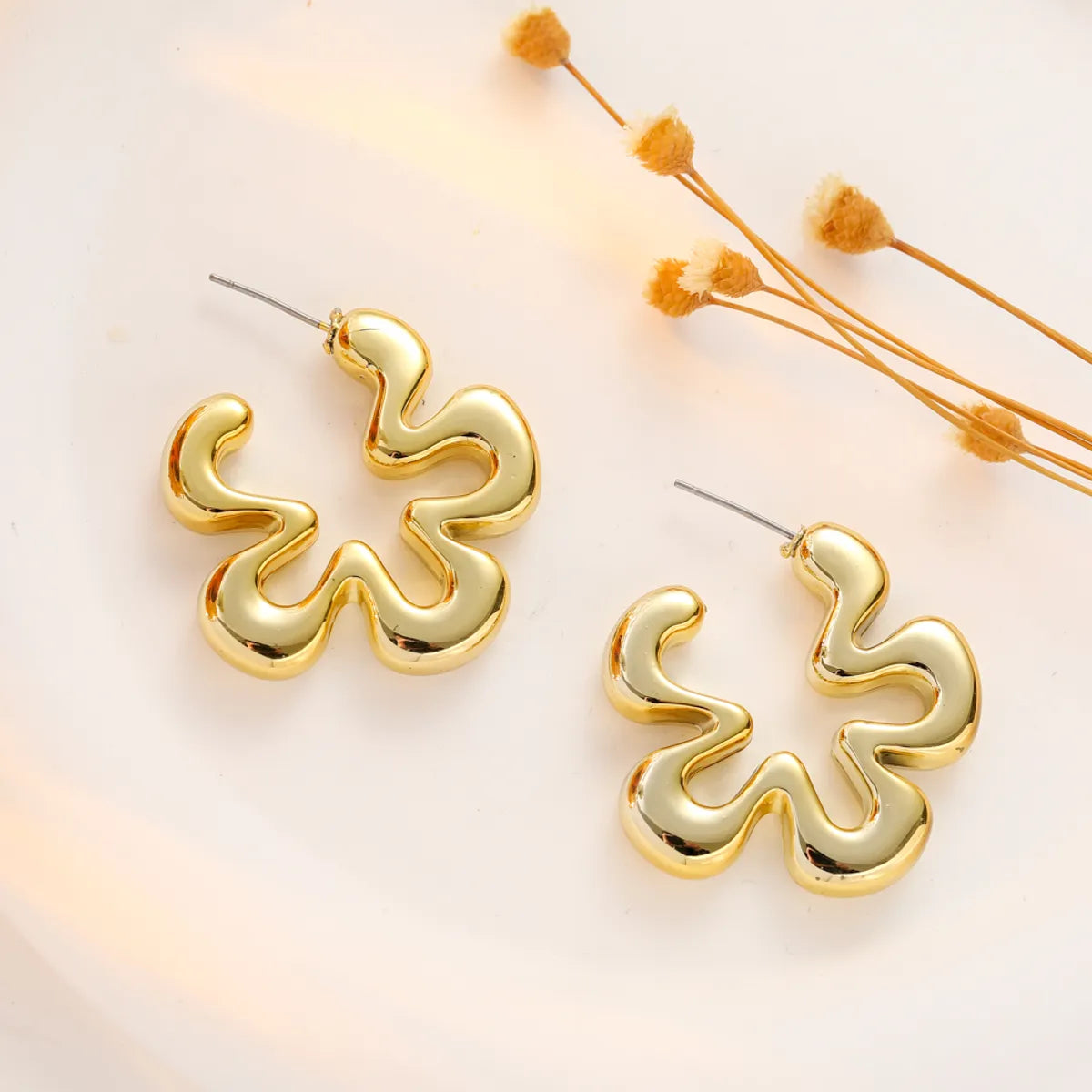 1 Pair Casual Elegant Vacation Flower Spray Paint CCB Gold Plated Ear Studs