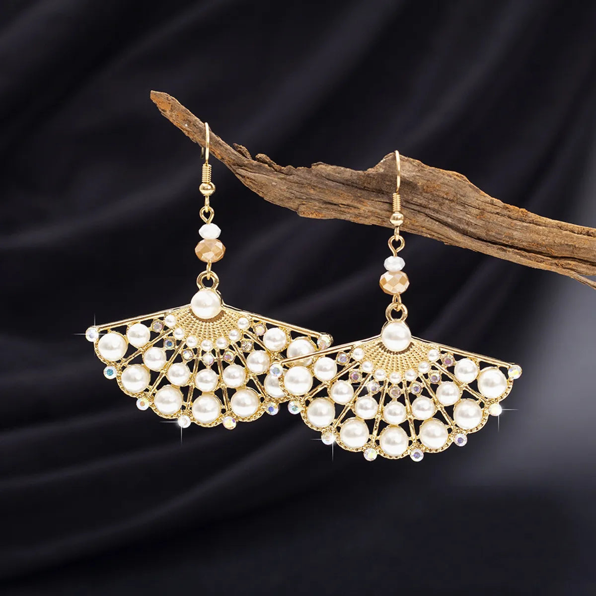 1 Pair Casual Ethnic Style Sector Hollow Out Inlay Alloy Artificial Pearls Rhinestones Drop Earrings