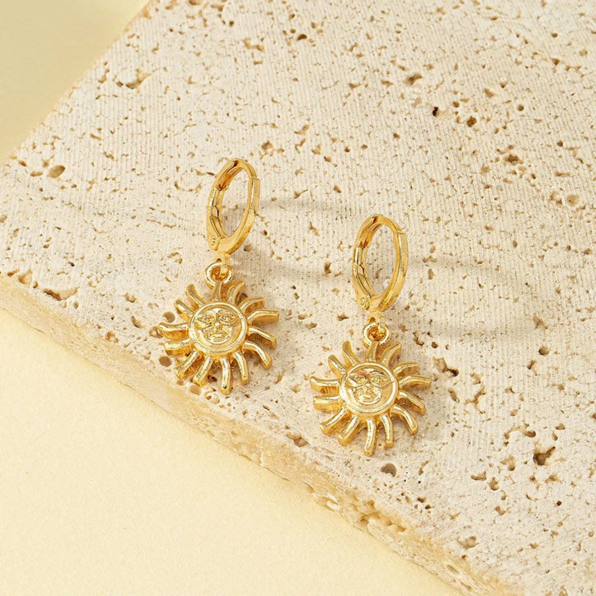 1 Pair Casual Hawaiian Sun Alloy Zinc Drop Earrings