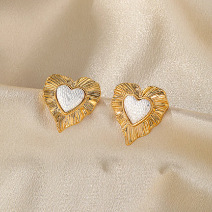 1 Pair Casual Lady Commute Heart Shape Plating Inlay Imitation Pearl Copper Zircon 18k Gold Plated Ear Studs