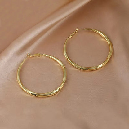 1 Pair Casual Modern Style Round Plating Alloy Gold Plated Hoop Earrings Earrings