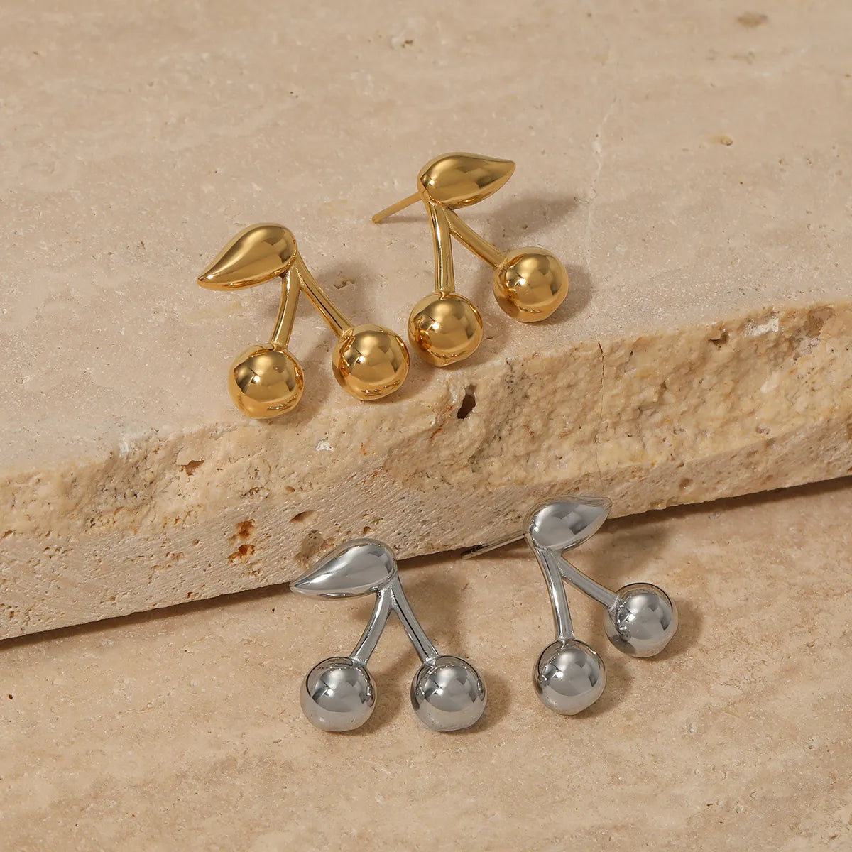 1 Pair Casual Modern Style Sweet Cherry Plating 304 Stainless Steel 16K Gold Plated White Gold Plated Gold Plated Ear Studs