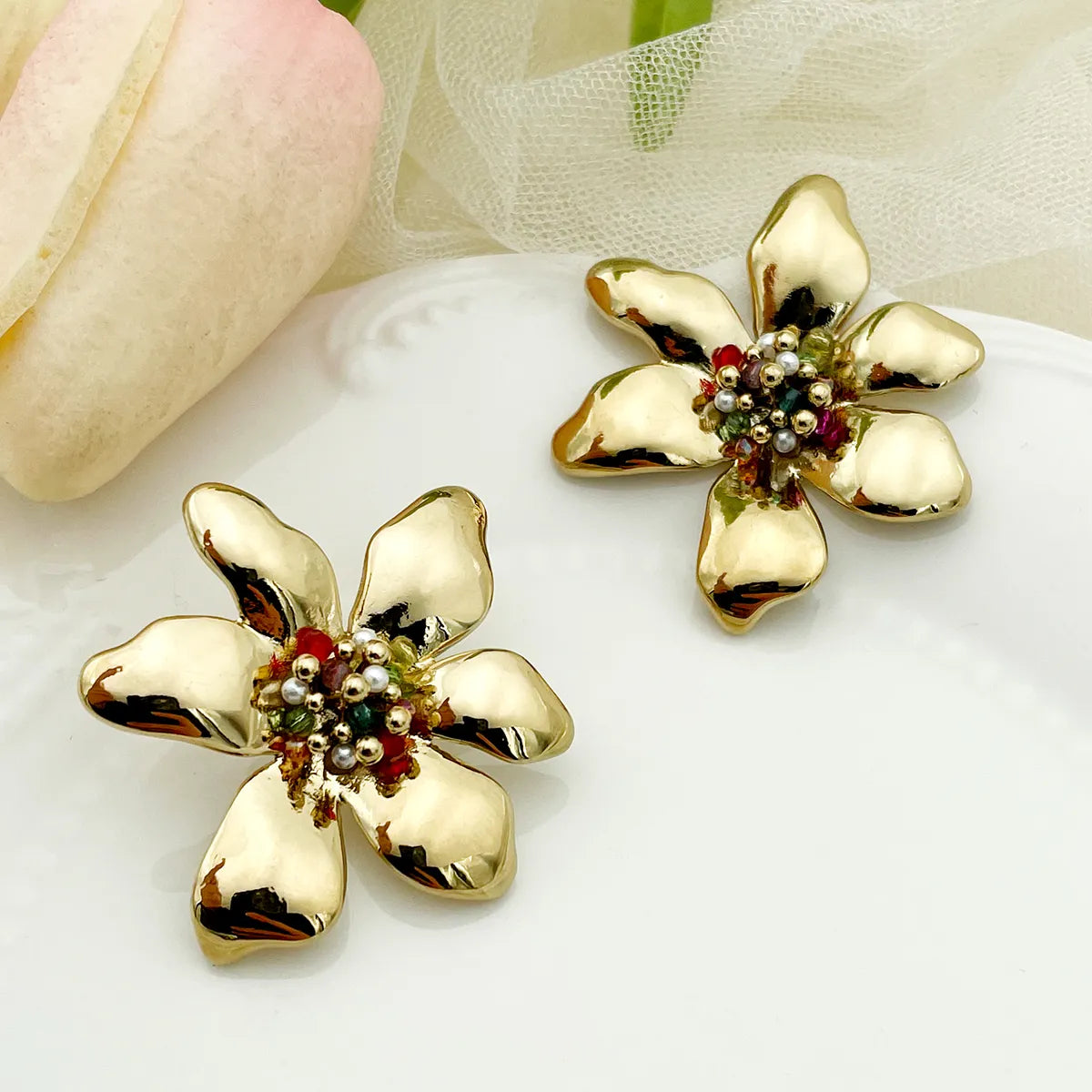 1 Pair Casual Retro Flower Plating Metal Stainless Steel Gold Plated Ear Studs