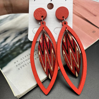 1 Pair Casual Retro Leaf Stoving Varnish Wood Drop Earrings