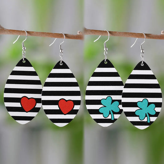 1 Pair Casual Retro Shamrock Heart Shape Wood Drop Earrings