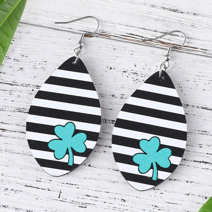 1 Pair Casual Retro Shamrock Heart Shape Wood Drop Earrings