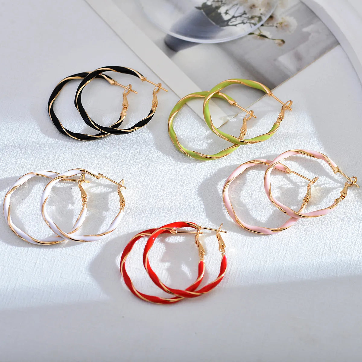 1 Pair Casual Round Enamel Copper Hoop Earrings