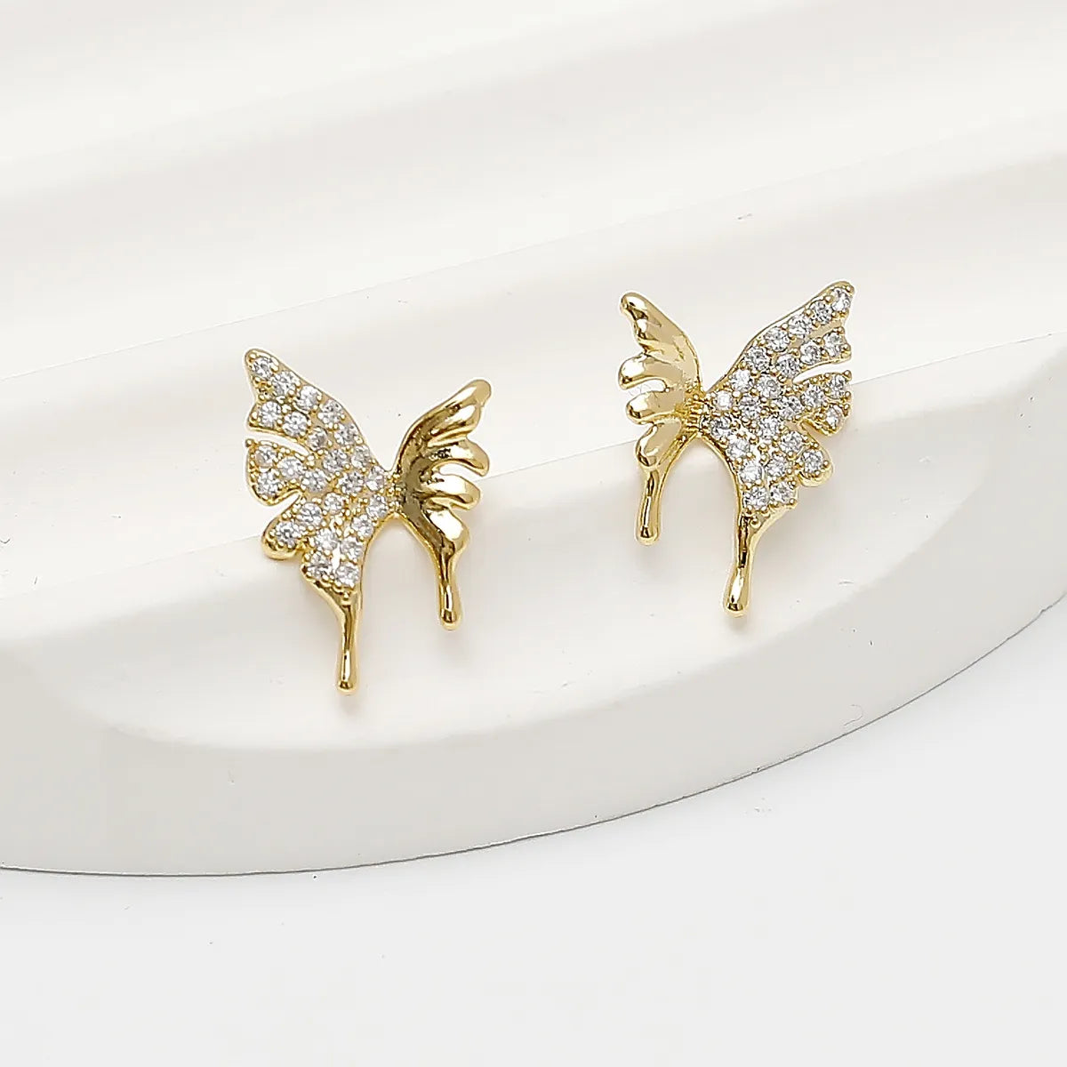 1 Pair Casual Simple Style Butterfly Plating Inlay Copper Zircon 18K Gold Plated Ear Studs