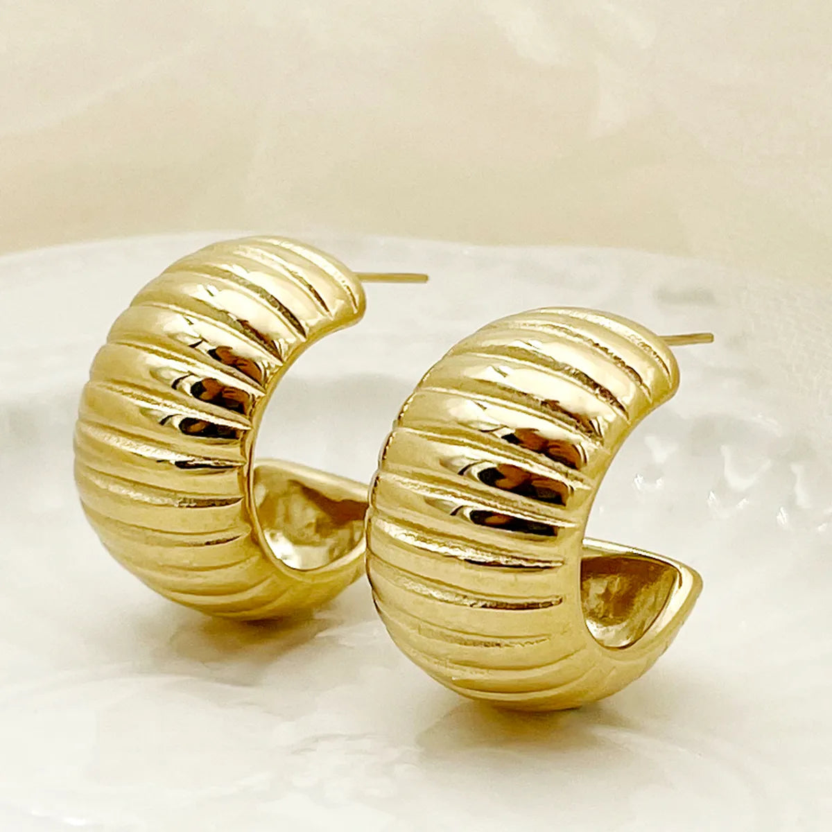 1 Pair Casual Simple Style C Shape Polishing Plating 304 Stainless Steel 14K Gold Plated Ear Studs