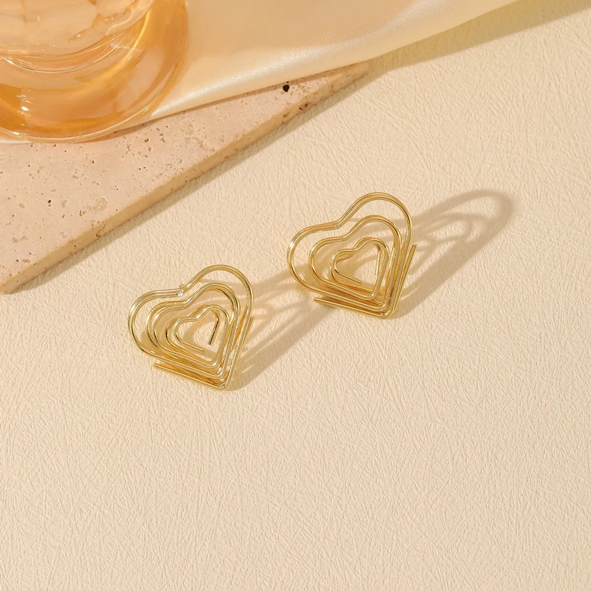 1 Pair Casual Simple Style Classic Style Heart Shape Plating Iron 16K Gold Plated Ear Studs