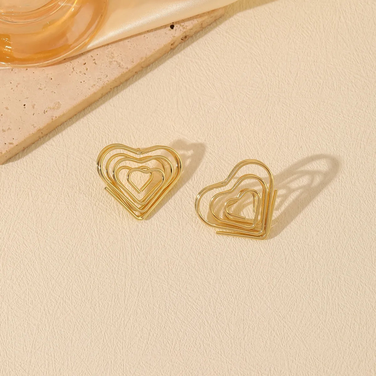 1 Pair Casual Simple Style Classic Style Heart Shape Plating Iron 16K Gold Plated Ear Studs