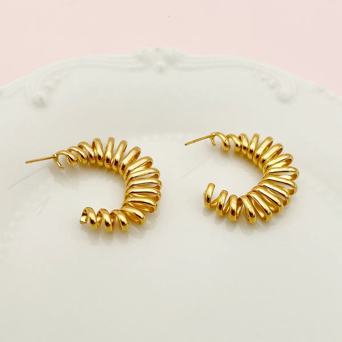 1 Pair Casual Simple Style Commute C Shape Geometric Polishing Plating Stainless Steel Gold Plated Ear Studs