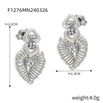 1 Pair Casual Simple Style Commute Flower Plating Inlay Titanium Steel Rhinestones 18K Gold Plated Ear Studs