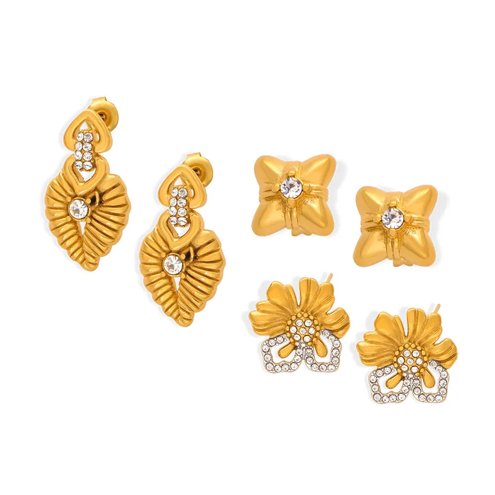 1 Pair Casual Simple Style Commute Flower Plating Inlay Titanium Steel Rhinestones 18K Gold Plated Ear Studs