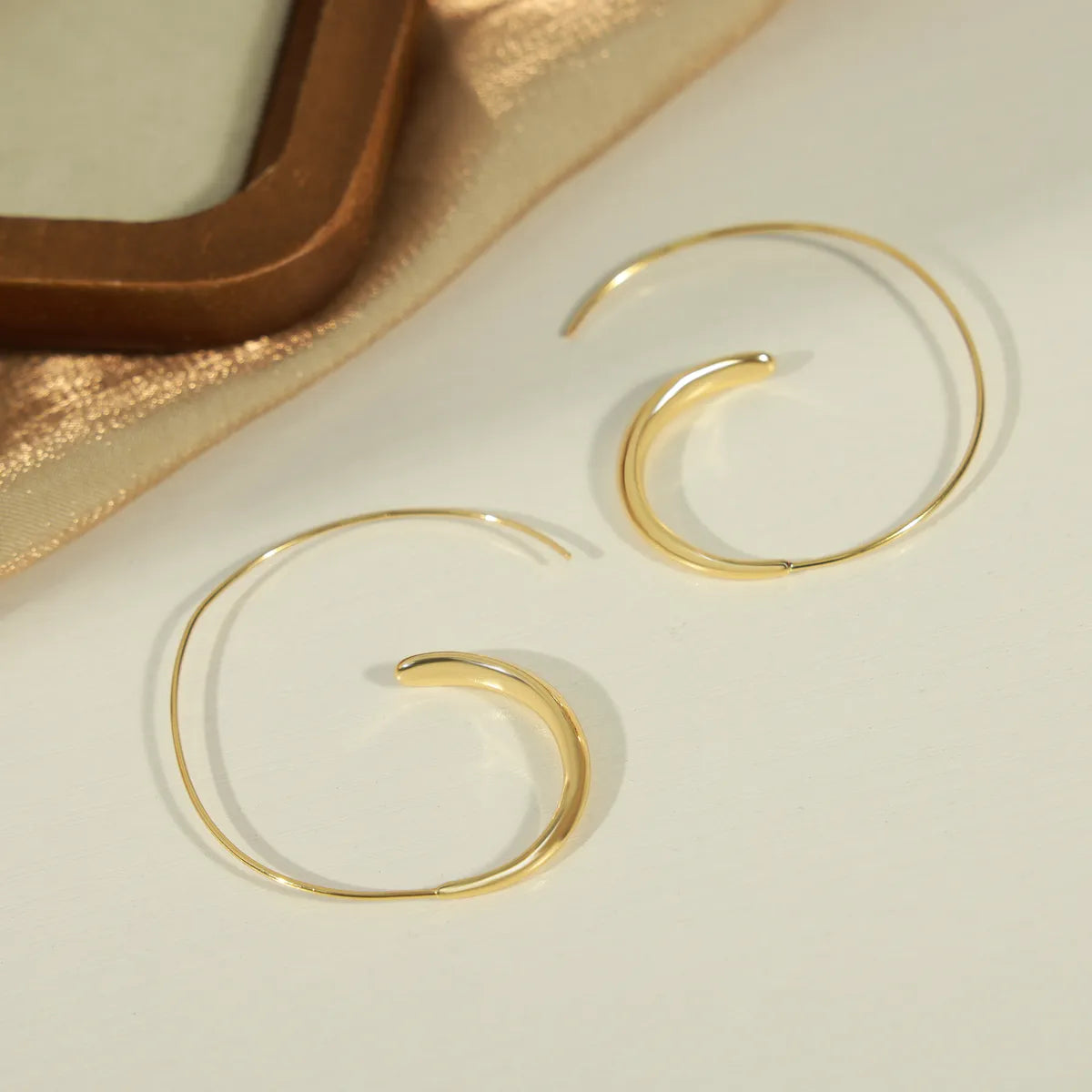 1 Pair Casual Simple Style Geometric Plating Copper 18k Gold Plated Drop Earrings