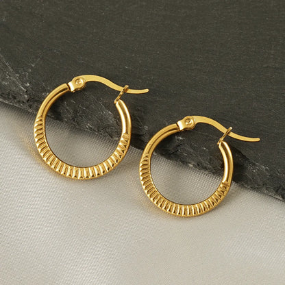 1 Pair Casual Simple Style Round Stainless Steel Plating 18k Gold Plated Hoop Earrings