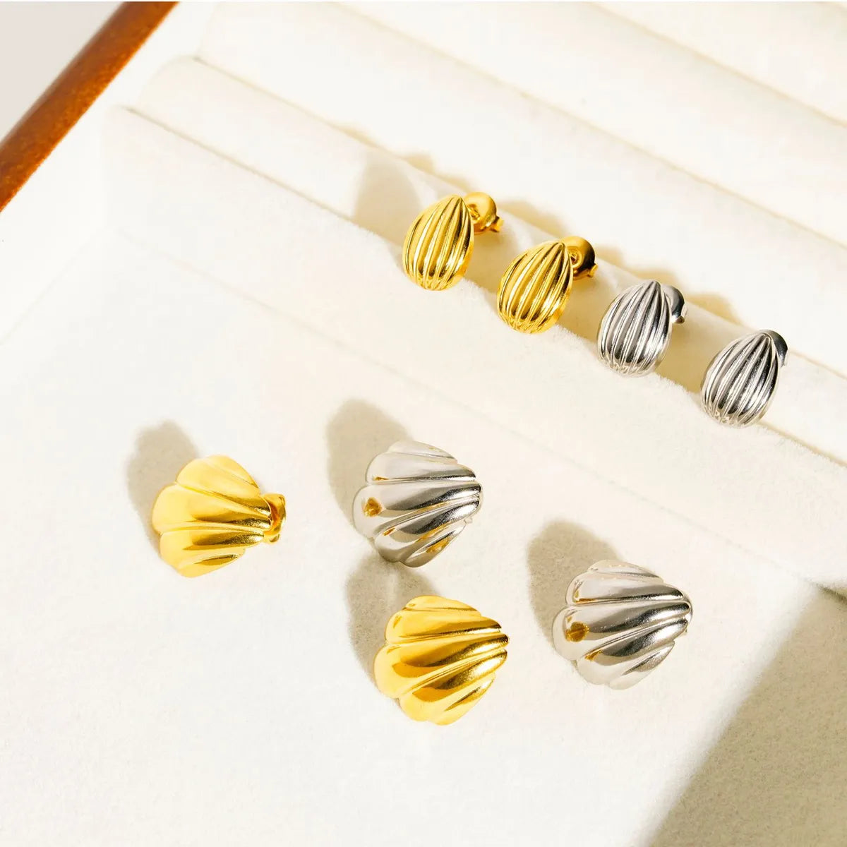 1 Pair Casual Simple Style Shell Plating 316 Stainless Steel  Ear Studs