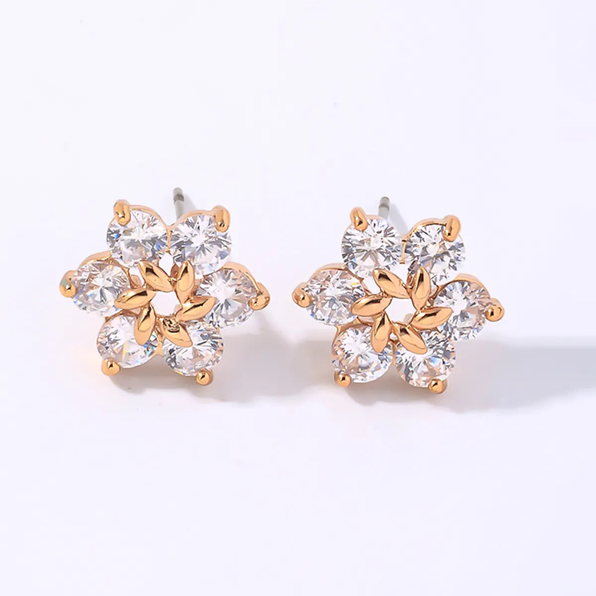 1 Pair Casual Simple Style Shiny Flower Plating Inlay Copper Zircon Gold Plated Ear Studs